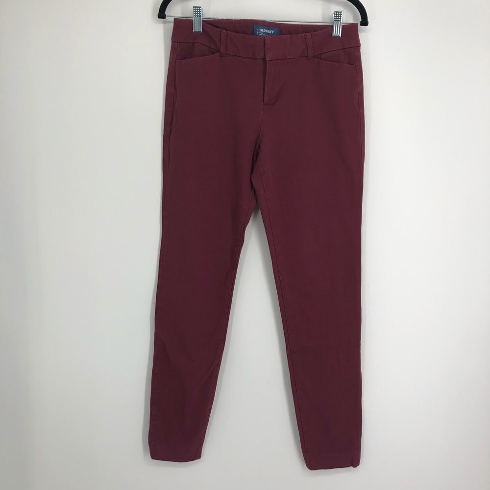 OLD NAVY Long Pixie Pant in Marin‎ Berry Mid Rise